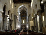 チェファル Cefalu' 大聖堂内部